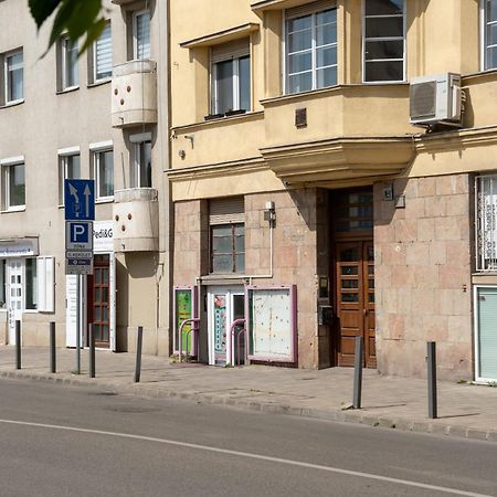 Central - Bright - Calm Studio For Solo Travellers Budapest Luaran gambar