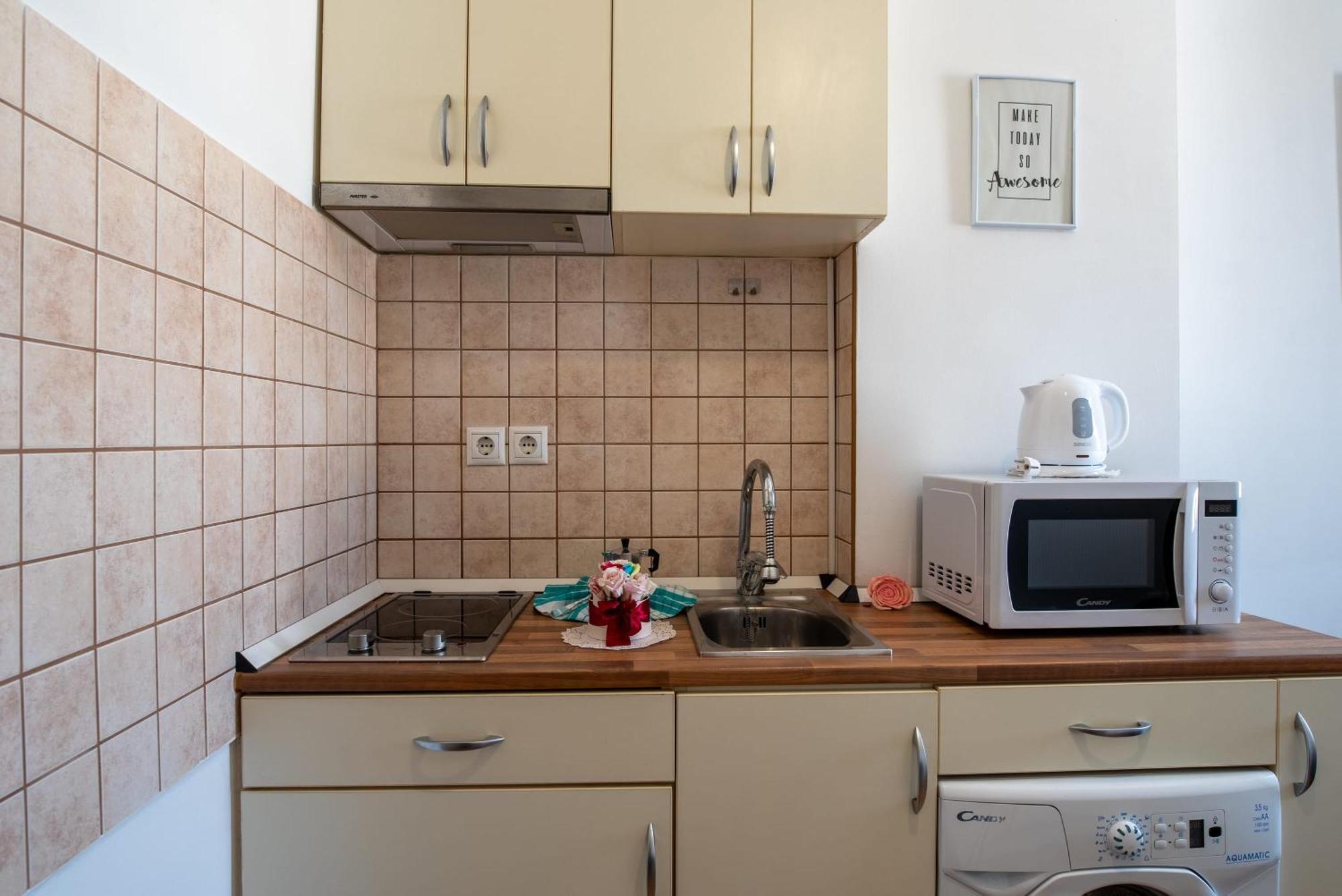 Central - Bright - Calm Studio For Solo Travellers Budapest Luaran gambar