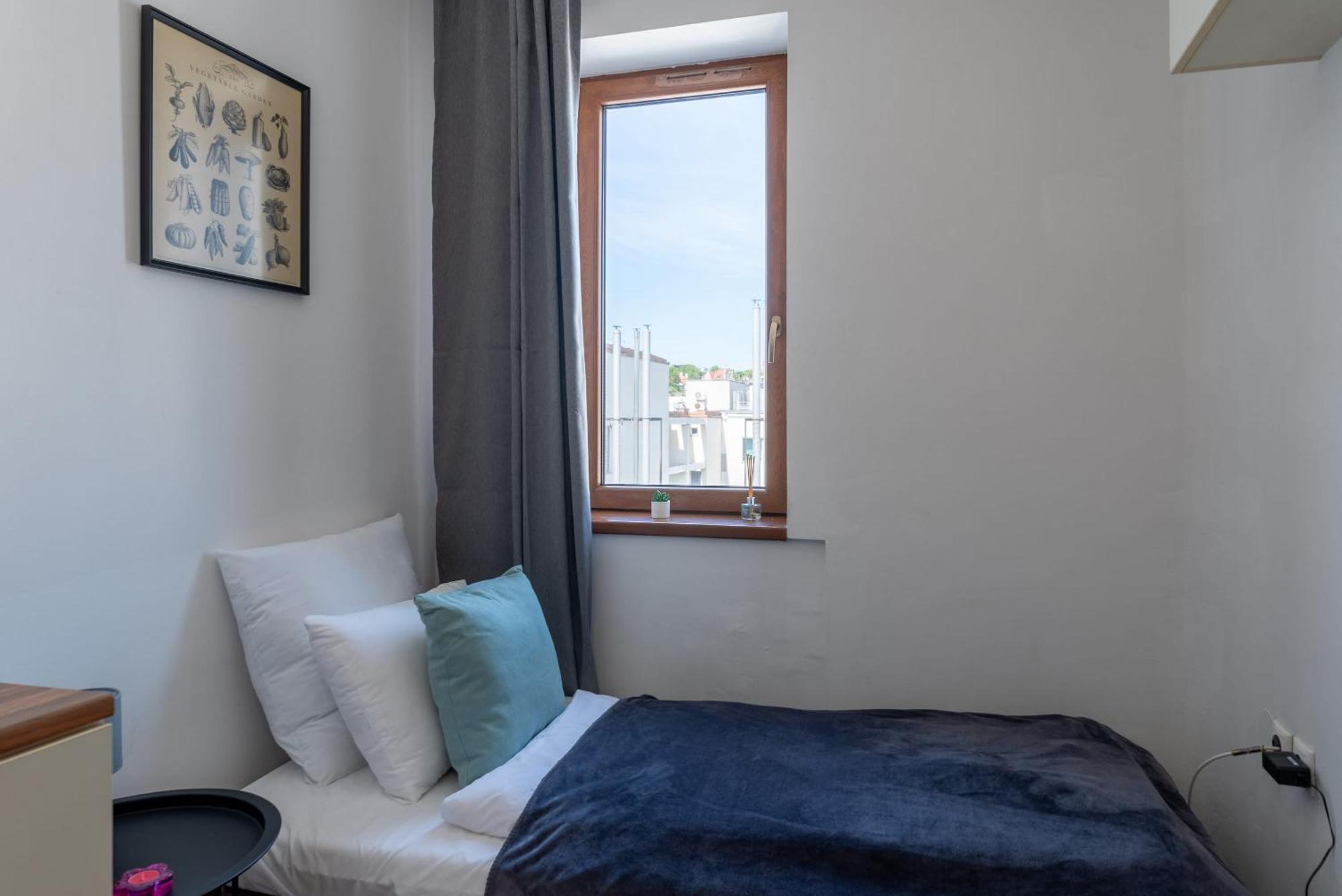 Central - Bright - Calm Studio For Solo Travellers Budapest Luaran gambar